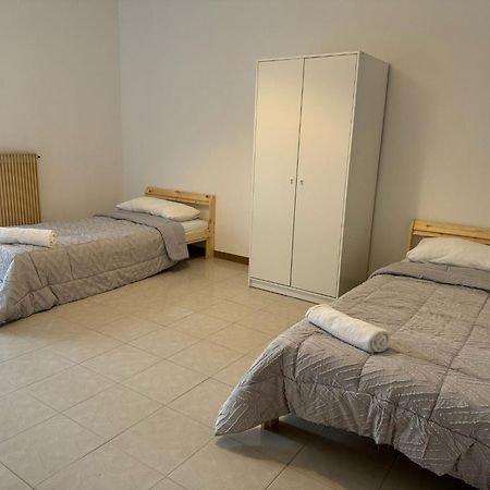 Volturno Guest House روما المظهر الخارجي الصورة